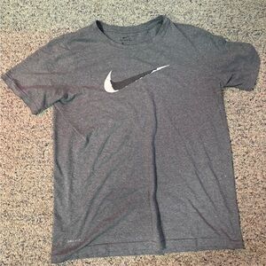 The Nike Tee Dri-FIT XL in boys